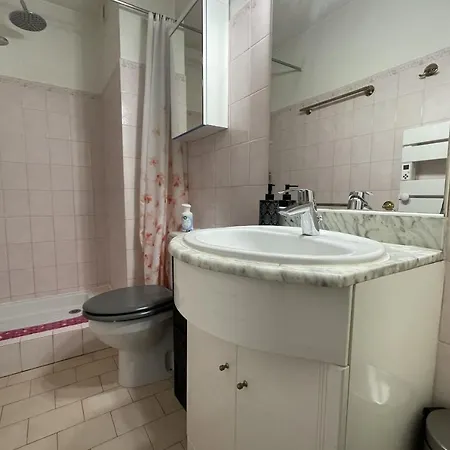 Appartamento T2 With Balcony Close To The Sea *